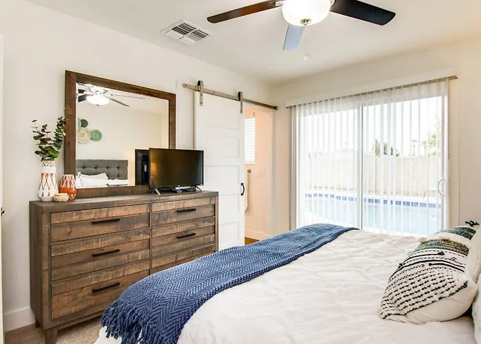 Holiday home Modern Comforts Near Old Town And Asu