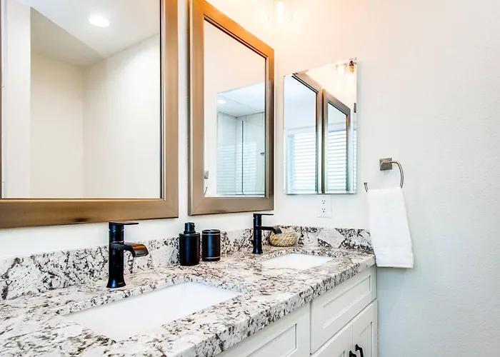 Dom wakacyjny Modern Comforts Near Old Town And Asu Scottsdale