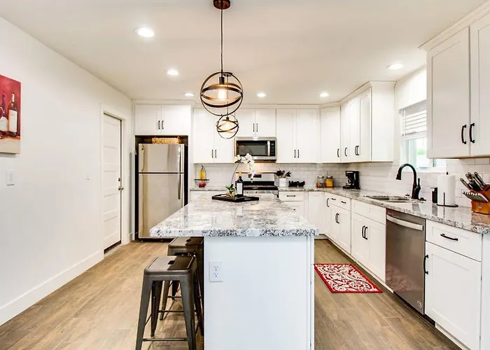 Modern Comforts Near Old Town And Asu Scottsdale