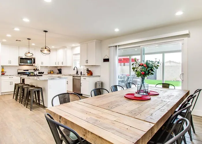 Modern Comforts Near Old Town And Asu Holiday home